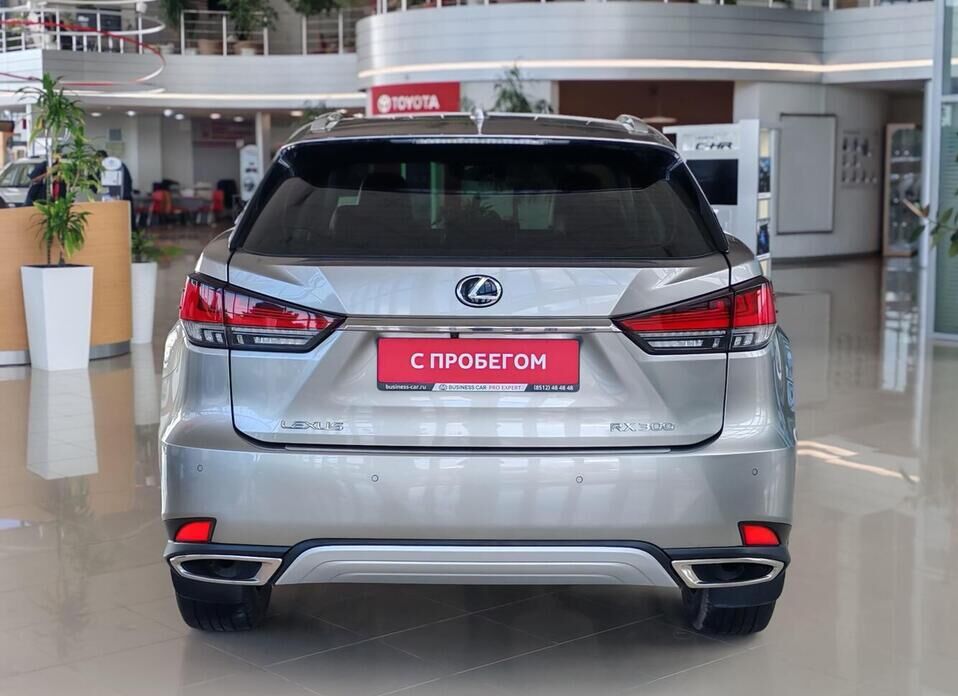 Lexus RX, IV Рестайлинг 300 2.0 AT (238 л.с.) 4WD