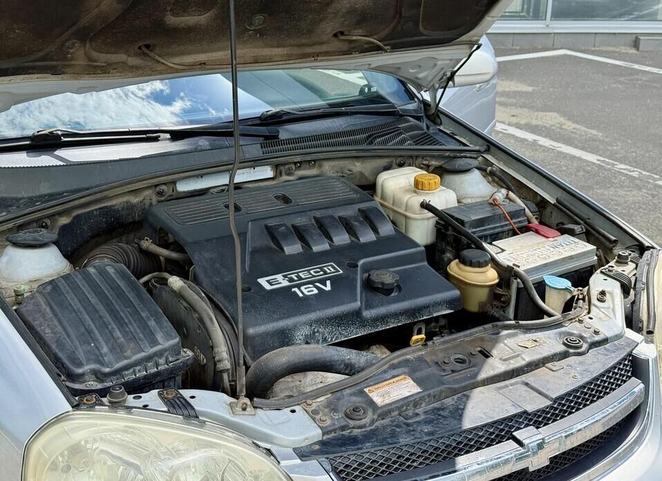Chevrolet Lacetti, I 1.6 MT (109 л.с.)