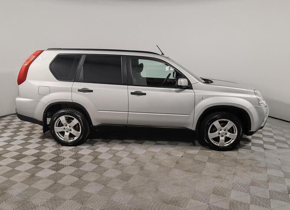 Nissan X-Trail, II Рестайлинг 2.0 CVT (141 л.с.) 4WD