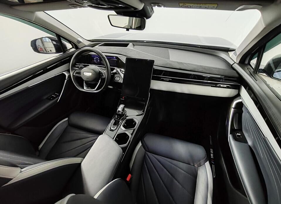 Geely Atlas, II 2.0 AT (200 л.с.) 4WD