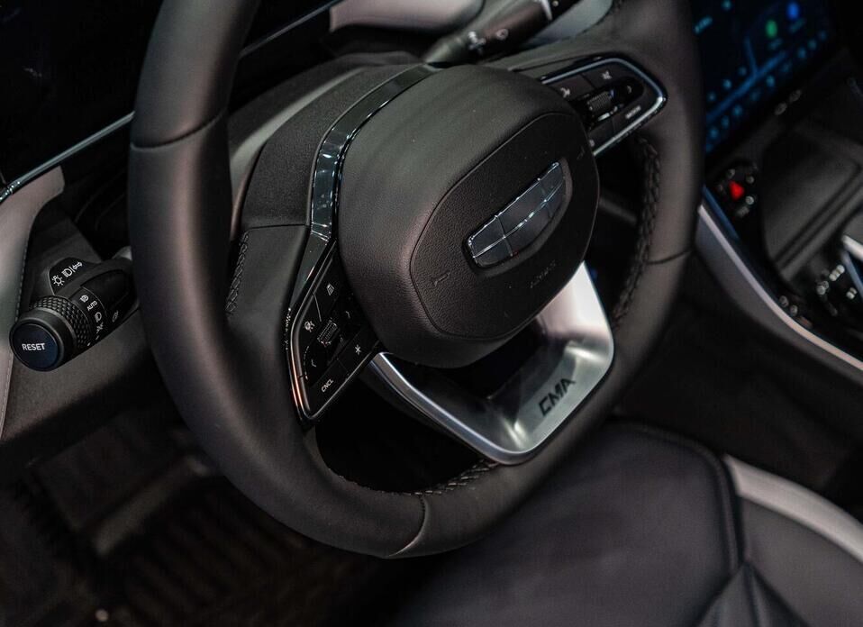 Geely Atlas, II 2.0 AT (200 л.с.) 4WD