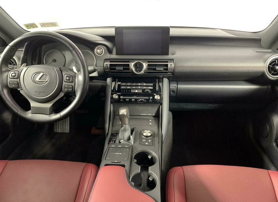 Lexus IS 300 3.5 AT (264 л.с.) 4WD