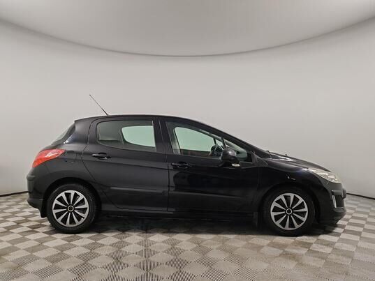 Peugeot 308, 2011 г., 112 111 км