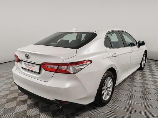 Toyota Camry, 2021 г., 97 297 км