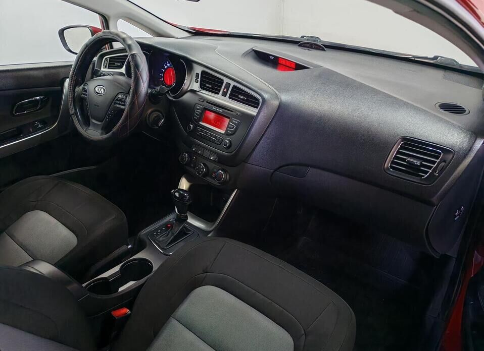 Kia Ceed, II 1.6 AT (129 л.с.)