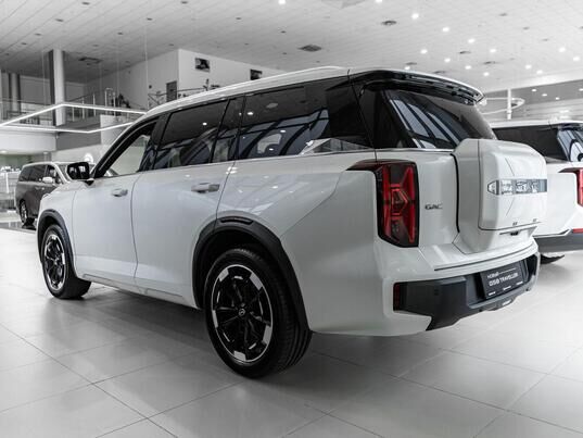 GAC GS8 GX Traveller