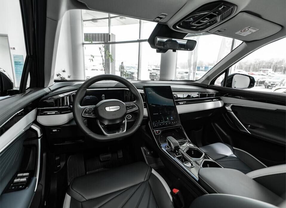Geely Atlas, II 1.5 AMT (147 л.с.)