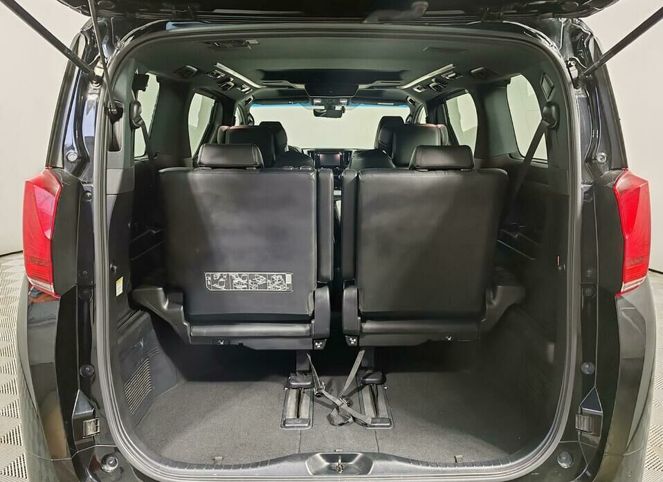 Toyota Alphard 3.5 AT (300 л.с.)