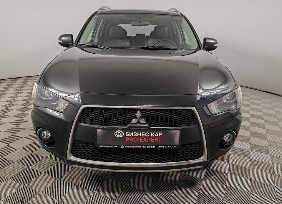 Mitsubishi Outlander, II Рестайлинг 2.0 CVT (147 л.с.)