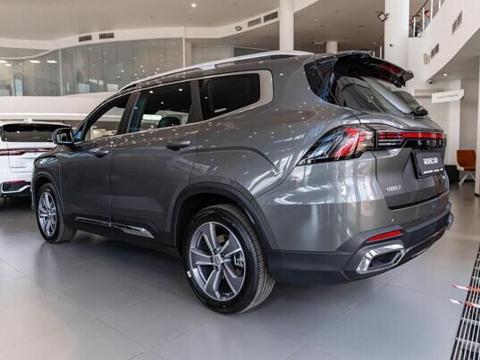 Geely Okavango Flagship