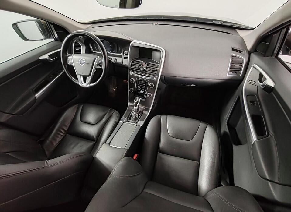 Volvo XC60, I Рестайлинг 2.4d AT (181 л.с.) 4WD