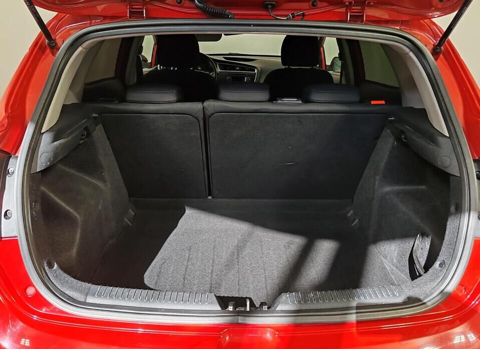 Kia Ceed, II Рестайлинг 1.6 AT (130 л.с.)