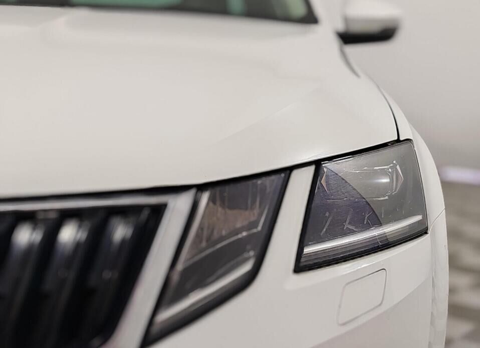 Skoda Octavia, III (A7) Рестайлинг 1.8 AMT (180 л.с.)
