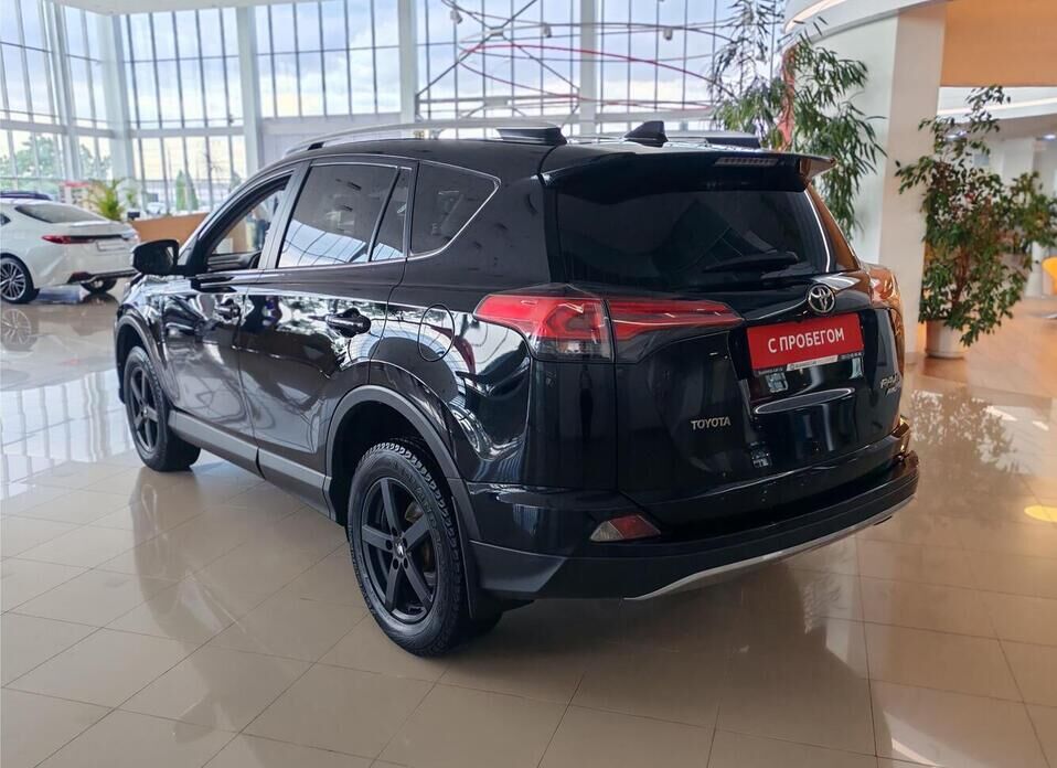 Toyota RAV4, IV (XA40) Рестайлинг 2.0 CVT (146 л.с.) 4WD