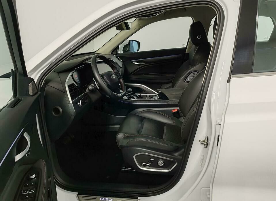Geely Tugella 2.0 AT (238 л.с.) 4WD