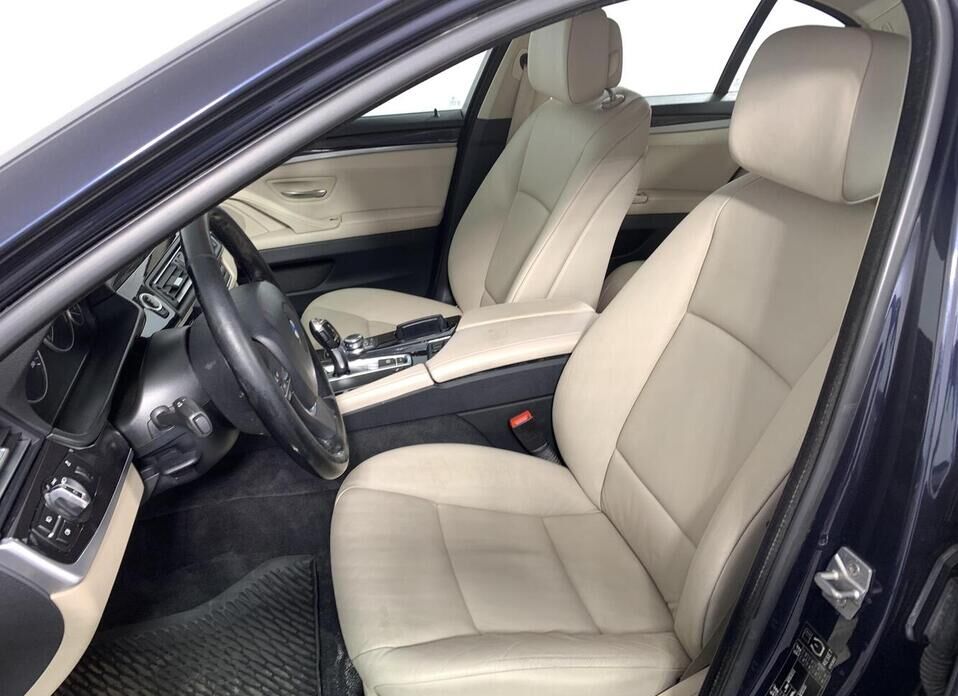 BMW 5 серии 523i 2.5 AT (204 л.с.)