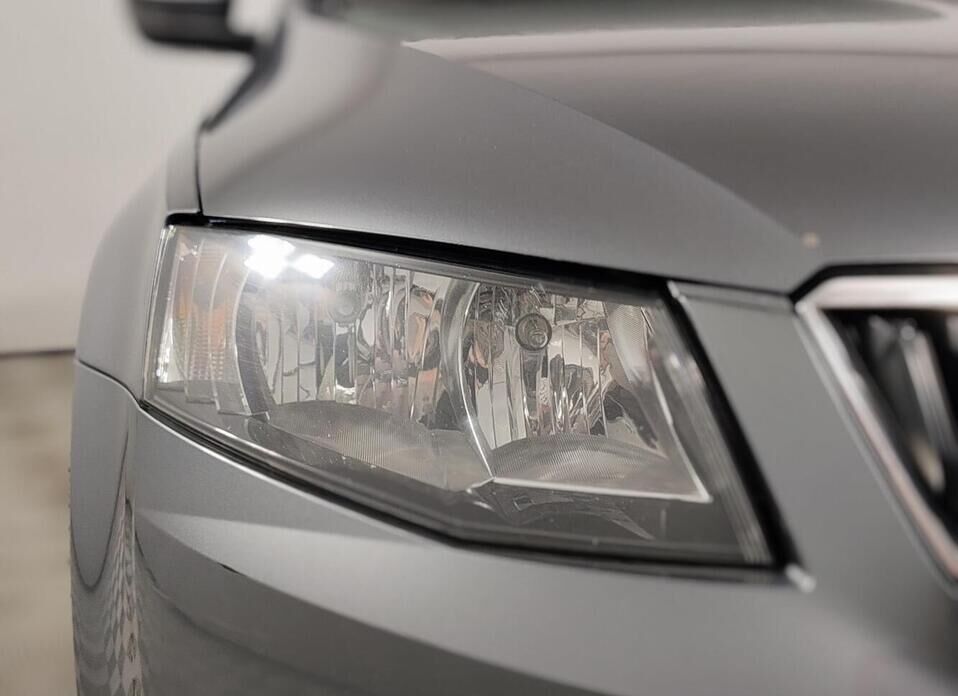 Skoda Octavia, III (A7) 1.6 AT (110 л.с.)