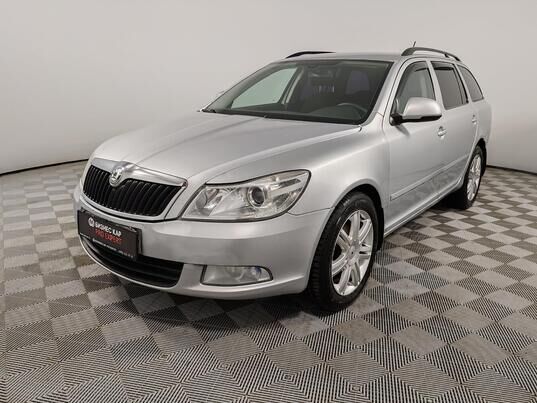Skoda Octavia, 2011 г., 304 130 км